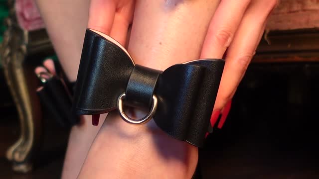 Temptasia Safe Word - BDSM Bondage Kit with Vegan Leather Suitcase - Includes ALL You Need for BDSM