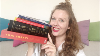 Coronavirus Lockdown Spain Vlog Day 4: Books I'm Reading