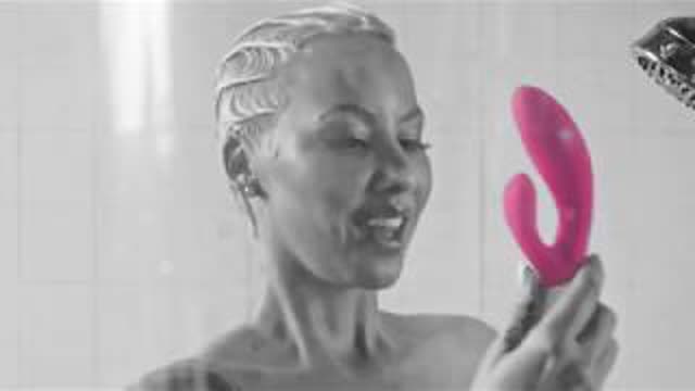Amber Rose: My LELO Toy Box - INA Wave
