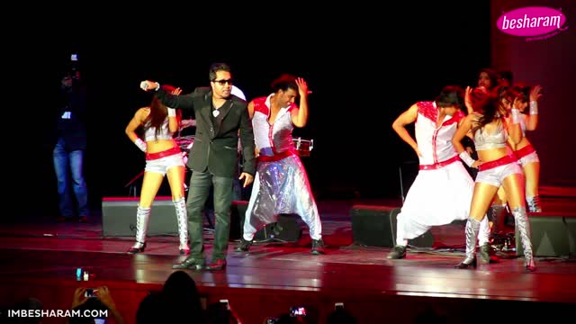 MikaSingh & SunnyLeone in Orlando, USA